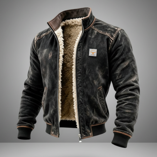 Warm and fluffy vintage jacket in soft leather.