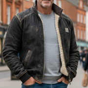 Warm and fluffy vintage jacket in soft leather.